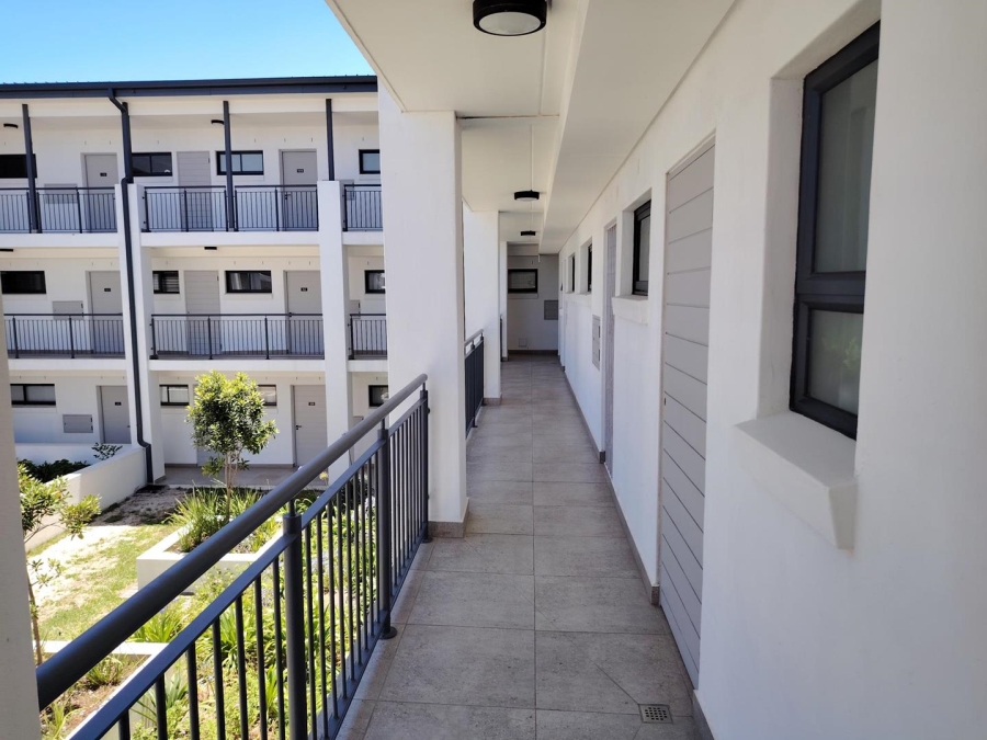 To Let 2 Bedroom Property for Rent in Sonstraal Heights Western Cape